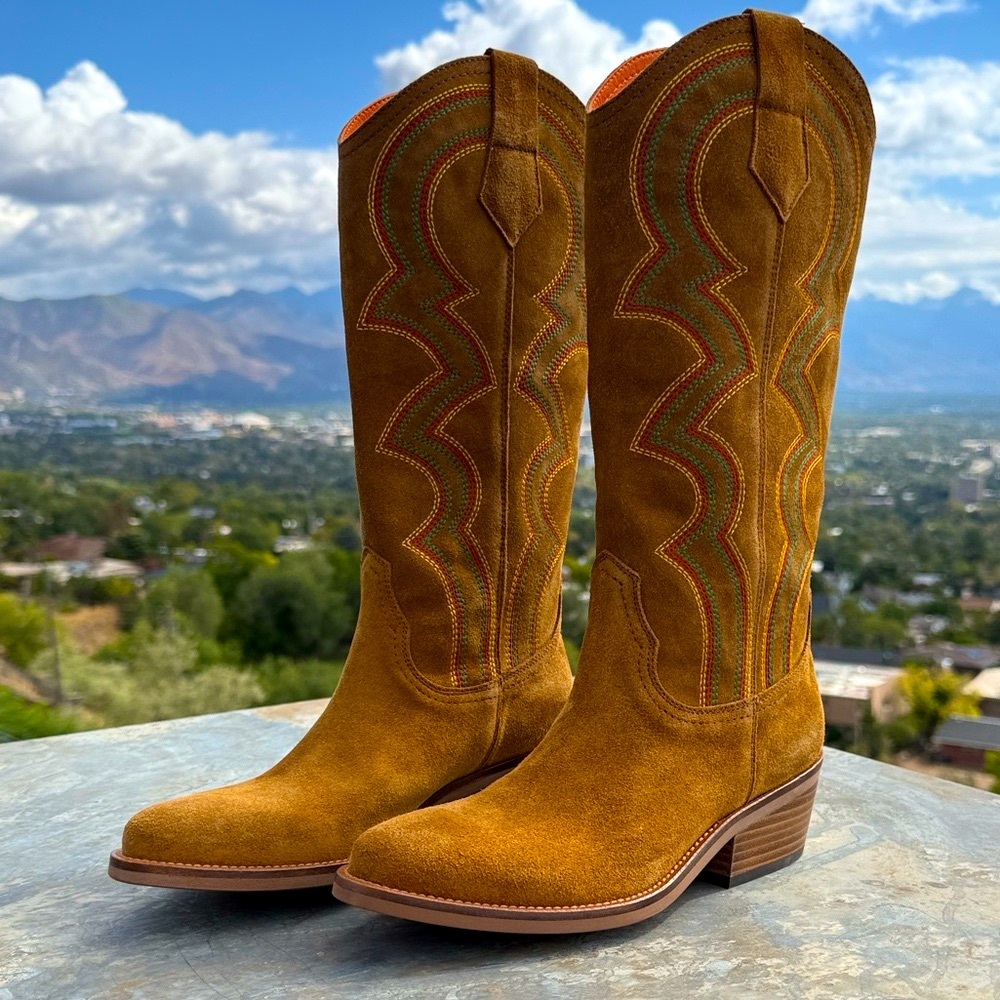 Penelope Chilvers “Sun Salutation” embroidered tan suede western boots.
